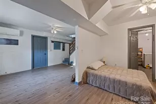 140 Oakdale Rd, Waynesville, NC 28786 - Photo 25