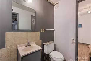 140 Oakdale Rd, Waynesville, NC 28786 - Photo 27