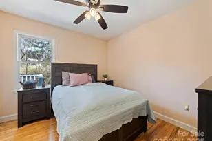 140 Oakdale Rd, Waynesville, NC 28786 - Photo 17