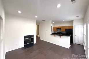 3038 Uxbridge Woods Ct, Charlotte, NC 28205 - Photo 5