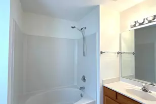 3038 Uxbridge Woods Ct, Charlotte, NC 28205 - Photo 9