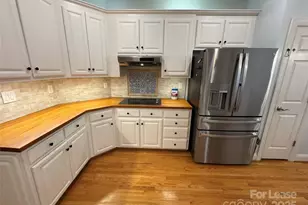 112 Silver Cliff Dr, Mount Holly, NC 28120 - Photo 11