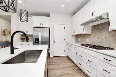 8137 Franklin Trail Street, Mint Hill, NC 28227 - Photo 9