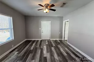 715 Grover St, Gastonia, NC 28054 - Photo 3