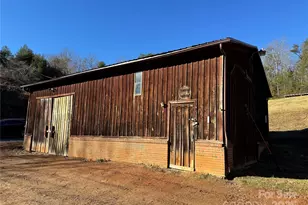 2448 Christopher Rd, Morganton, NC 28655 - Photo 27