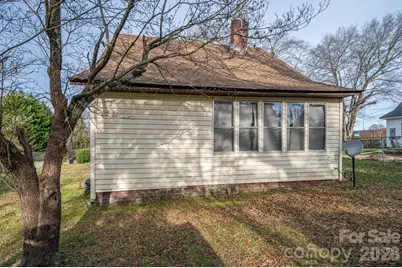 606 Frank Street, Cherryville, NC 28021 - Photo 17