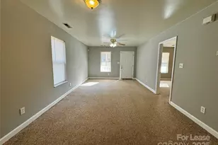 2009 Grandhaven Dr, Mount Holly, NC 28120 - Photo 3