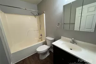 2009 Grandhaven Dr, Mount Holly, NC 28120 - Photo 9