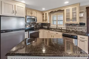 20935 Sierra Vista Dr, Cornelius, NC 28031 - Photo 13