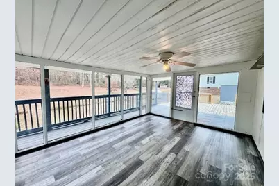 350 39th Street Place SW, Hickory, NC 28602 - Photo 5