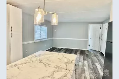 350 39th Street Place SW, Hickory, NC 28602 - Photo 7