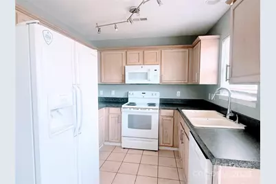 8415 Alicia Brittany Lane, Charlotte, NC 28212 - Photo 7