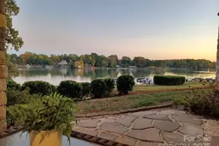 637 Williamson Rd, Mooresville, NC 28117 - Photo 3