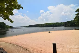 110 Sycamore St, New London, NC 28127 - Photo 23