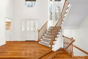 214 Blake Mountain Cir, Asheville, NC 28803 - Photo 5