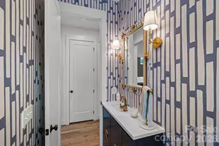 824 Madison Gln Ln, Charlotte, NC 28209 - Photo 23