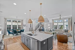 824 Madison Gln Ln, Charlotte, NC 28209 - Photo 15