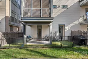 824 Madison Gln Ln, Charlotte, NC 28209 - Photo 39