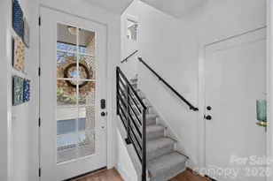 824 Madison Gln Ln, Charlotte, NC 28209 - Photo 5