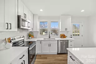 820 Dale Ave, Charlotte, NC 28216 - Photo 17