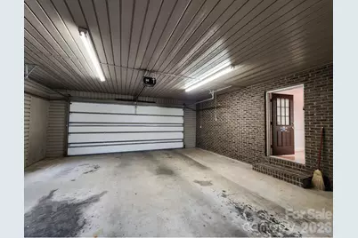 2919 Teton Drive, Newton, NC 28658 - Photo 11