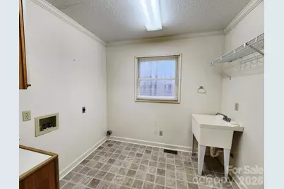 2919 Teton Drive, Newton, NC 28658 - Photo 19