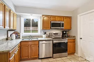 10233 Fairway Ridge Rd, Charlotte, NC 28277 - Photo 29