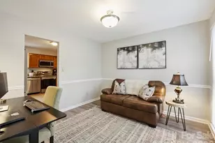 10233 Fairway Ridge Rd, Charlotte, NC 28277 - Photo 7