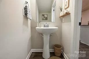 5901 Wallace Ave, Charlotte, NC 28212 - Photo 11