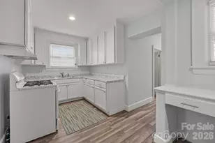 3724 Commonwealth Ave, Charlotte, NC 28205 - Photo 11