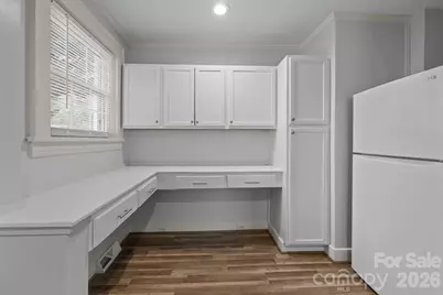 3724 Commonwealth Avenue, Charlotte, NC 28205 - Photo 9