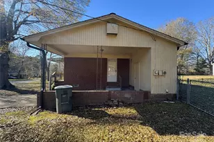 2724 Mary Ave, Gastonia, NC 28052 - Photo 3