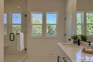 3926 Sarah Dr, Charlotte, NC 28217 - Photo 7