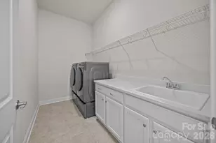 1016 Dali Blvd, Mount Holly, NC 28120 - Photo 13