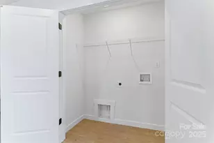 119 3rd Ave SE, Hickory, NC 28602 - Photo 11