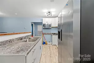 371 Walnut Rd, Southport, NC 28461 - Photo 11