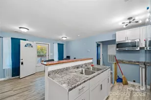 371 Walnut Rd, Southport, NC 28461 - Photo 9