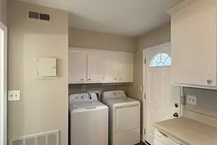 1613 N Sharon Amity Rd, Charlotte, NC 28205 - Photo 7