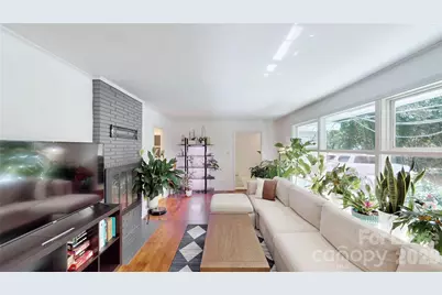 1136 E Woodlawn Road, Charlotte, NC 28209 - Photo 7