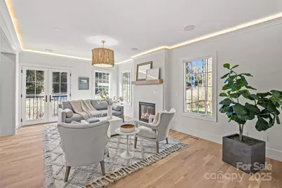 1607 Tippah Park Court, Charlotte, NC 28205 - Photo 9