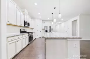 2334 Abundance Ln, Waxhaw, NC 28173 - Photo 5