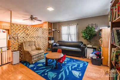 547 N Oakland Avenue, Statesville, NC 28677 - Photo 37