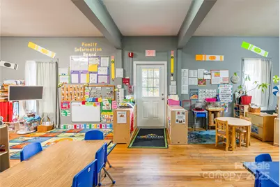 547 N Oakland Avenue, Statesville, NC 28677 - Photo 3