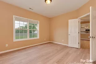 5607 Fulton Ridge Dr, Indian Trail, NC 28079 - Photo 9