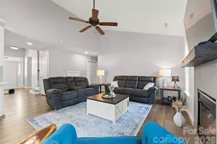 10227 Ingleton Ct, Charlotte, NC 28269 - Photo 11