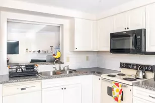 9718 Old Gate Dr, Matthews, NC 28105 - Photo 3