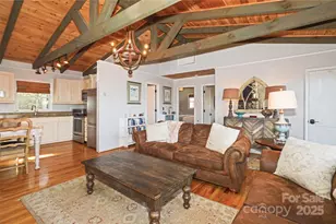 8007 Cloud Forest Ln, Blowing Rock, NC 28605 - Photo 7