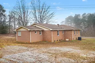 1994 Greenleaf Rd, Clover, SC 29710 - Photo 27