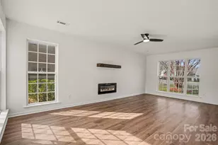 8106 Castlemaine Dr, Matthews, NC 28104 - Photo 5