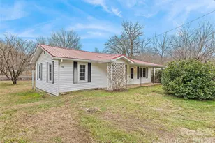 1124 Skyland Dr, Sylva, NC 28779 - Photo 1